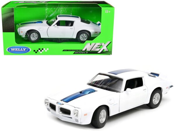 1972 Pontiac Firebird Trans Am White 1/24 Diecast Model Car by Welly