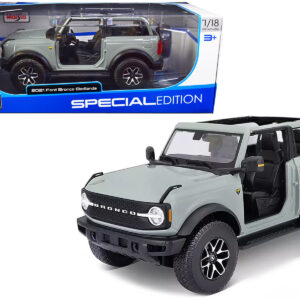 2021 Ford Bronco Badlands Light Gray "Special Edition" 1/18 Diecast Model Car by Maisto