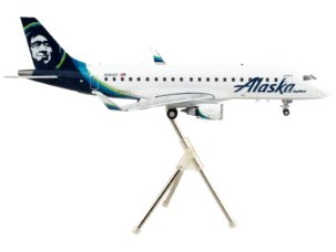 G2ASA1041-2__63969.jpg