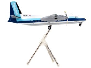 G2KLM845-2__46002.jpg