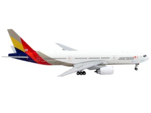 GJ1367-2__33431.jpg