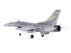JCW-144-F16-005-3__77438.jpg