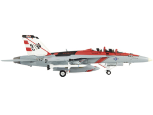 JCW-72-F18-015-2__62854.jpg