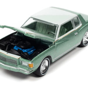 1979 Chevrolet Monte Carlo Firemist Green Metallic and Pastel Green "Muscle Cars U.S.A" Series Limited Edition 1/64 Diecast Model Car by Johnny Lightning