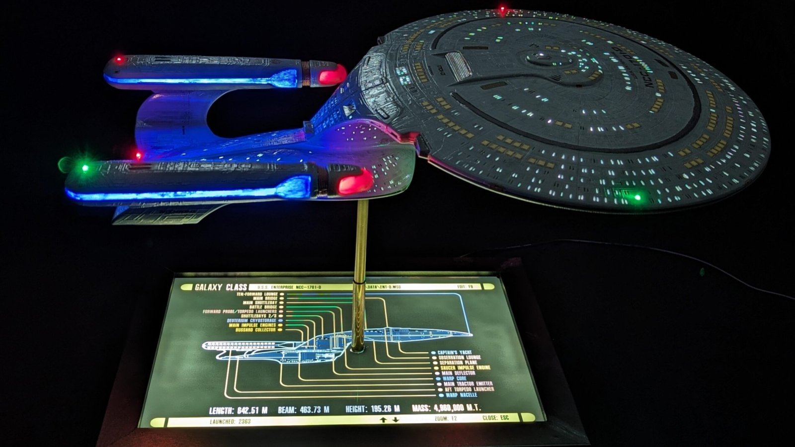 uss-enterprise-ncc-1701-d-1-1400-scale-amt-star-trek-v0-sj7z07433agb1