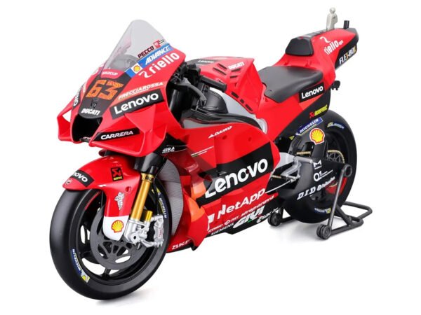 Ducati Desmosedici GP #63 Francesco Bagnaia "Ducati Lenovo Team" Rider Champion "MotoGP World Championship" (2022) 1/6 Diecast Motorcycle Model by Maisto