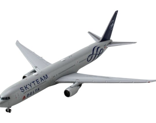 GJ2156-1__79470.jpg