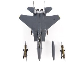 JCW-72-F15-028-55__96405.jpg