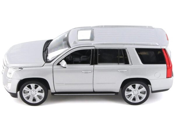 2017 Cadillac Escalade with Sunroof Silver Metallic 1/24-1/27 Diecast Model Car by Welly