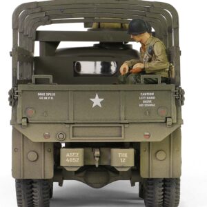 GMC CCKW-353B Cargo Truck "1st Infantry Division Weymouth England World War II" (1945) United States Army with Figures "Armoured Fighting Vehicle" Series 1/32 Diecast Model by Forces of Valor