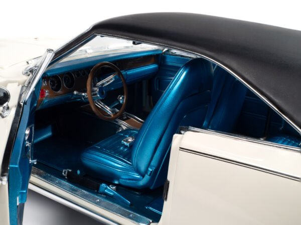 1970 Dodge Charger R/T EW1 White with Black Vinyl Top and Blue Metallic Interior "Muscle Car & Corvette Nationals" (MCACN) "American Muscle" Series 1/18 Diecast Model Car by Auto World