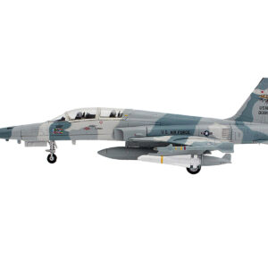 Northrop F-5F Tiger II Aircraft "58th Tactical Training Wing Williams Air Force Base" United States Air Force "Air Power Series" 1/72 Diecast Model by Hobby Master