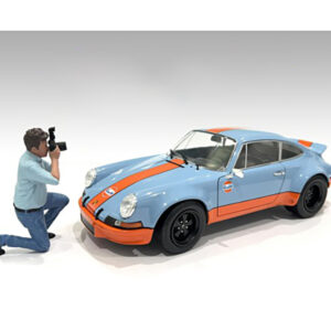 Photographers Figure #3 for 1/18 Scale Models by American Diorama