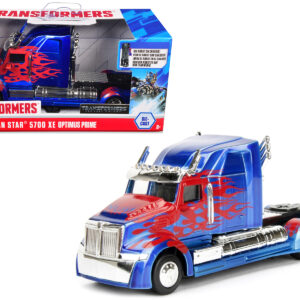 Western Star 5700 XE Phantom Truck Tractor Optimus Prime Transformers: The Last Knight (2017) Movie Hollywood Rides Series 1/32 Diecast Model Car by Jada